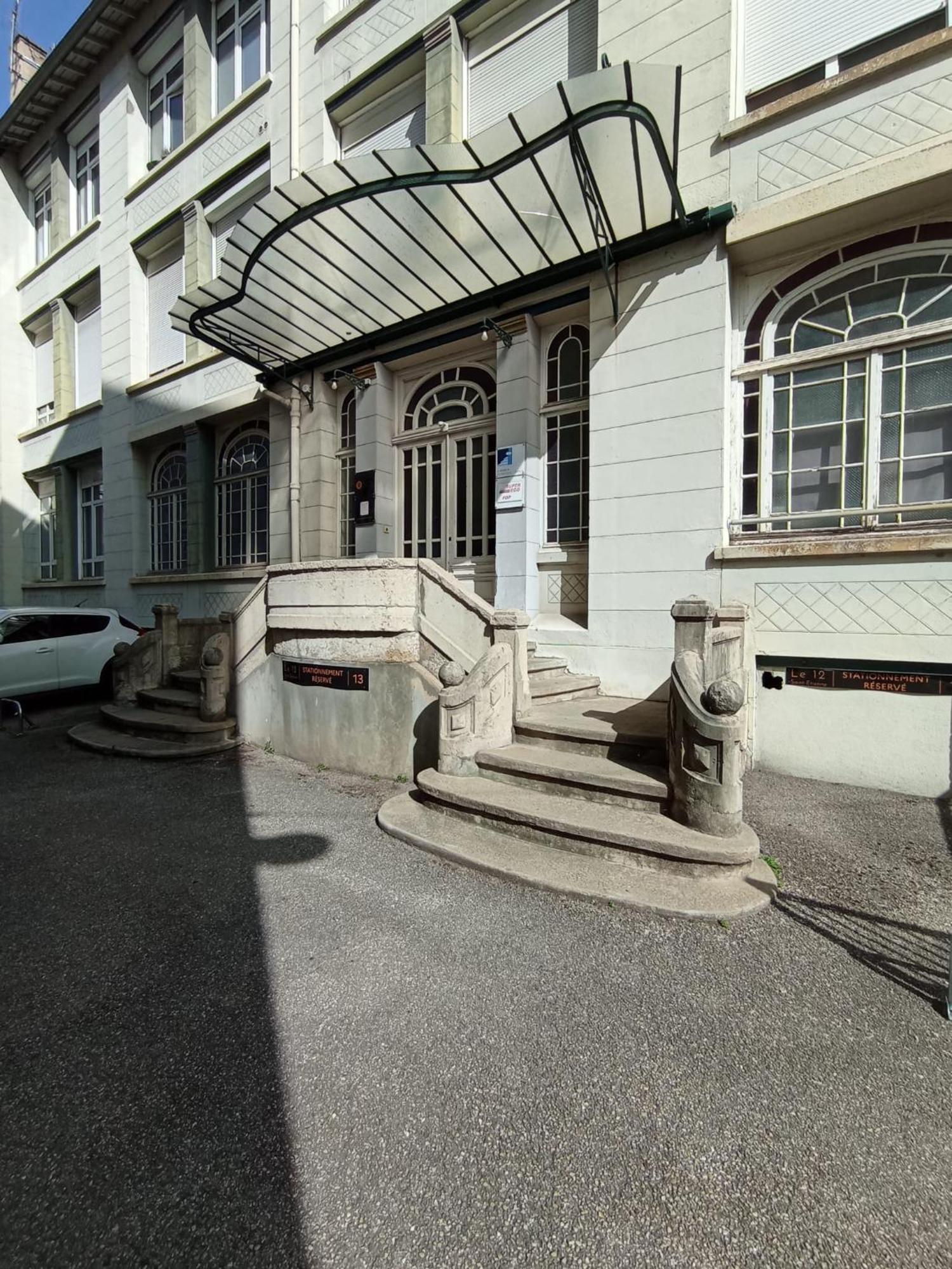 Le 12 Wifi Cosy Parking Gratuit Apartman Saint-Etienne  Kültér fotó