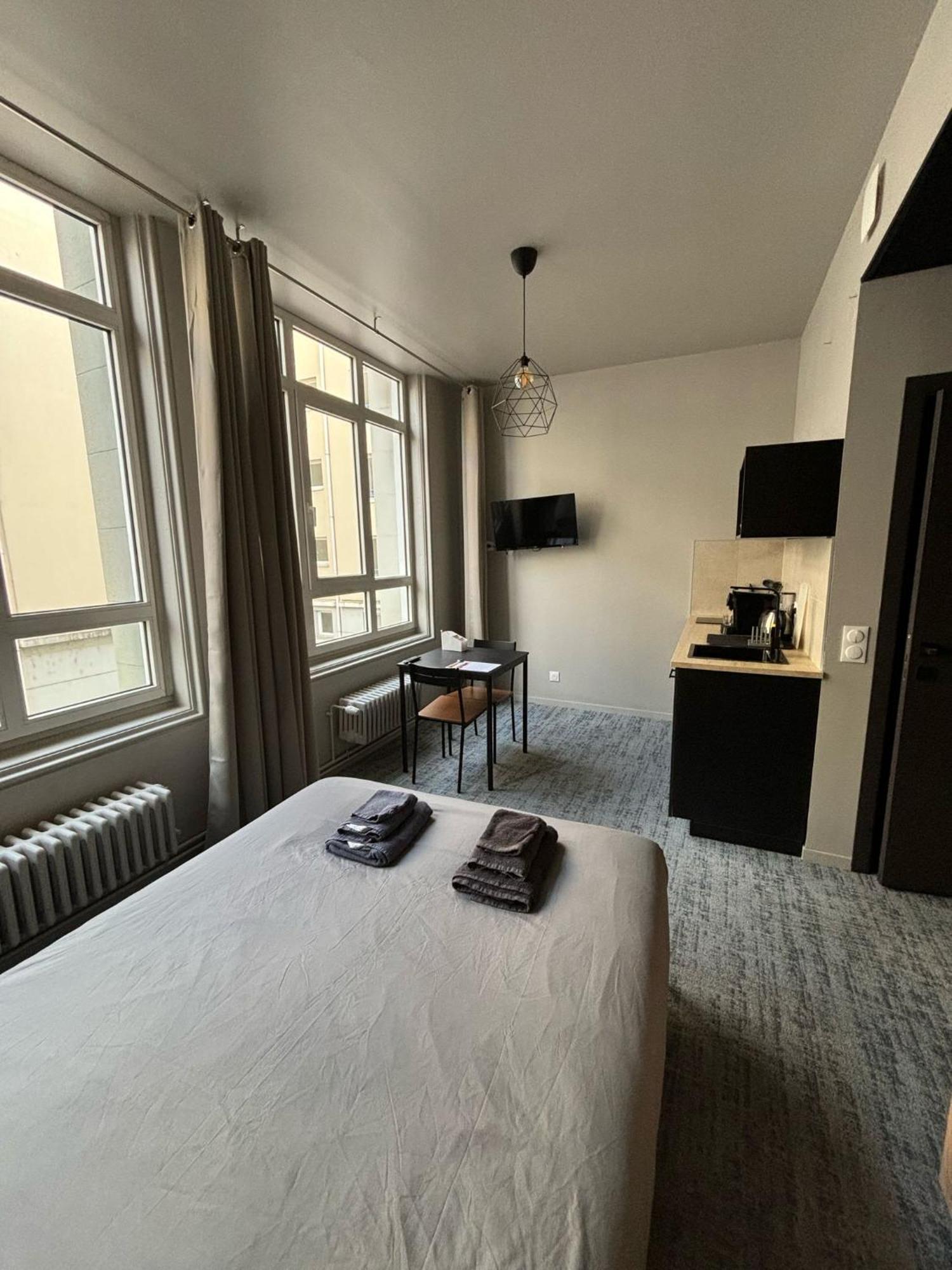 Le 12 Wifi Cosy Parking Gratuit Apartman Saint-Etienne  Kültér fotó
